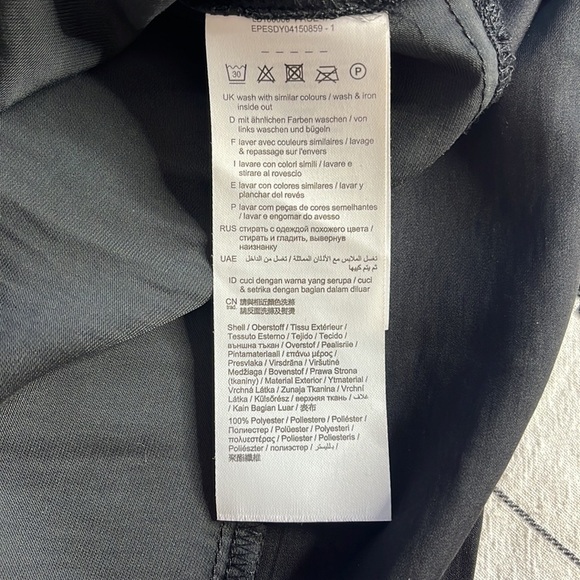 Esprit • vintage satin lightweight blouse - Picture 9 of 9